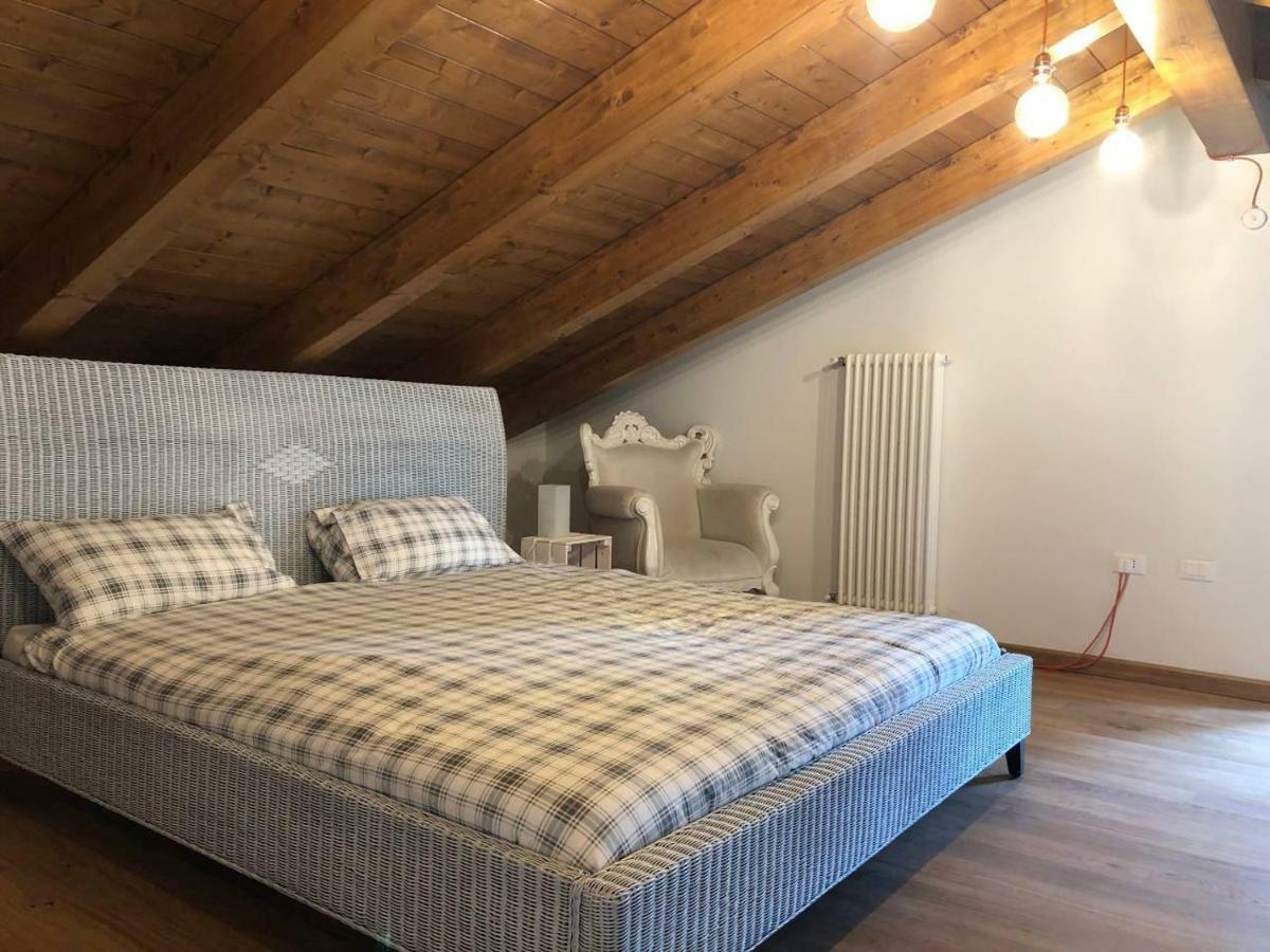 Casa Di Miele Villa Пинероло Екстериор снимка