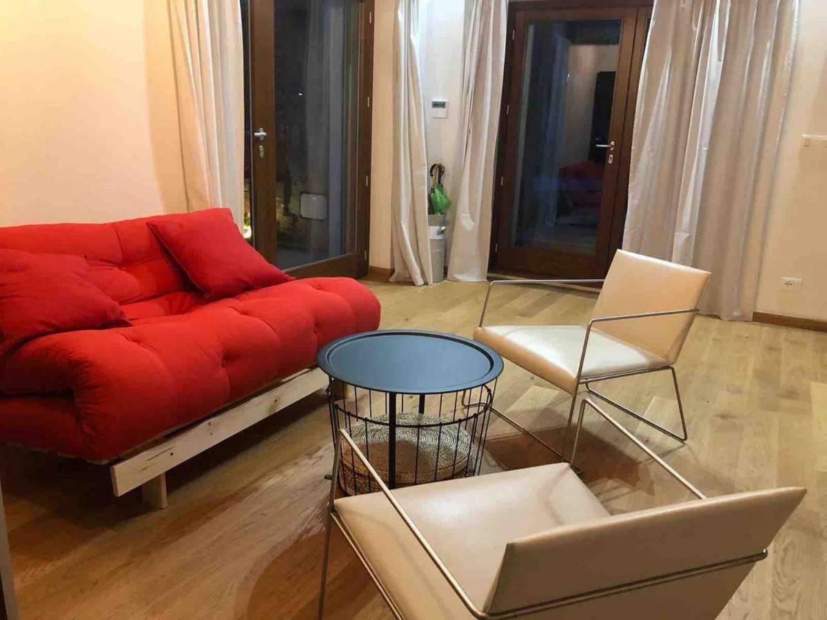 Casa Di Miele Villa Пинероло Екстериор снимка